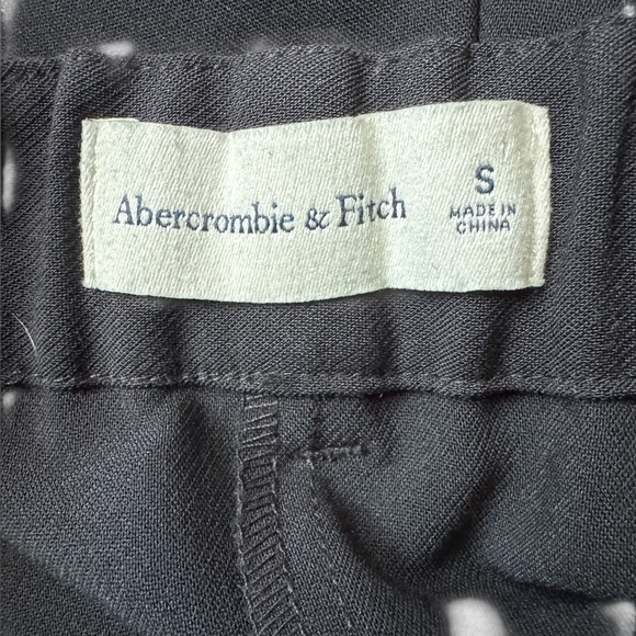 Abercrombie & Fitch Pants - Abercrombie & Fitch shorts